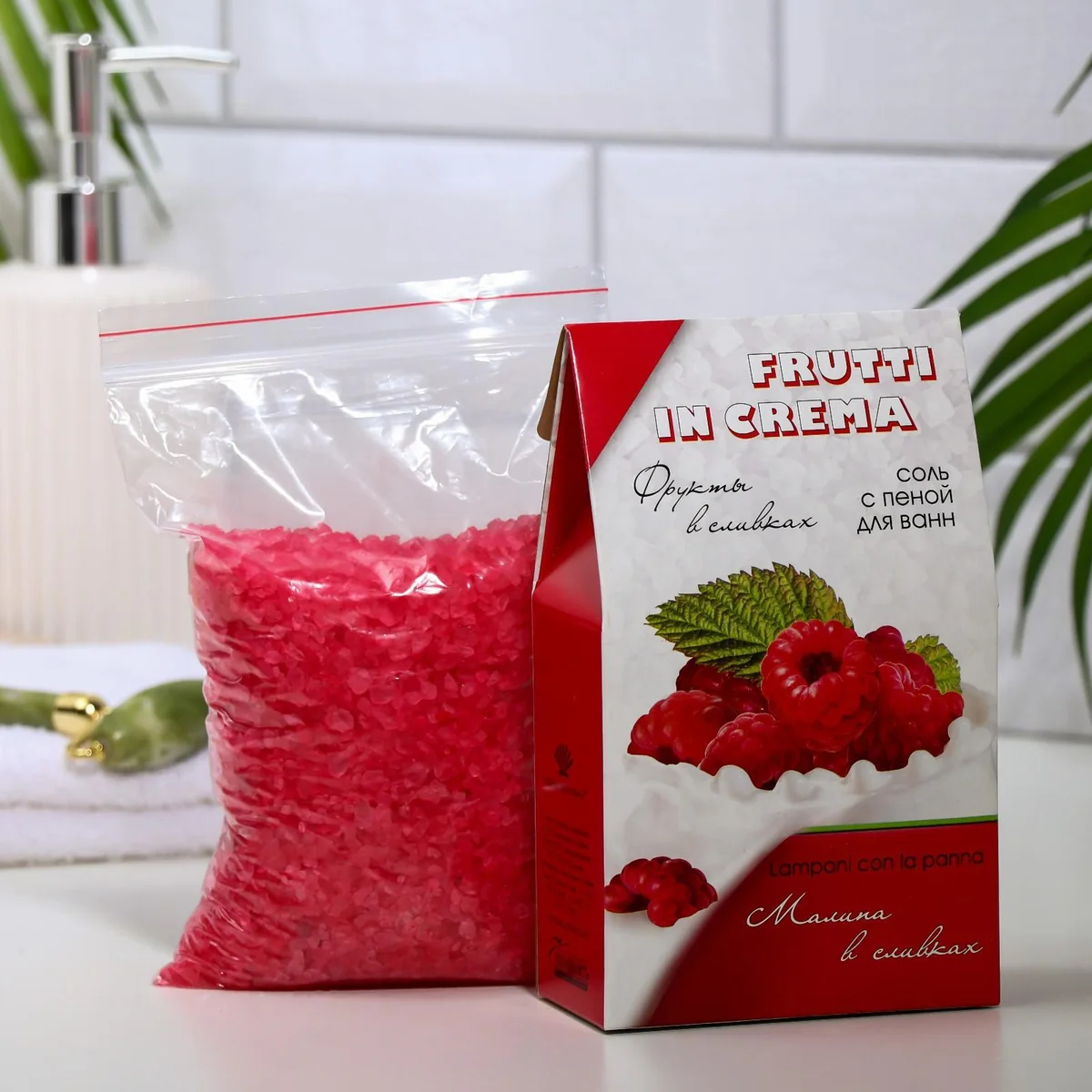 Соль для ванн с пеной малина в сливках 500 г Frutti in crema — фотография товара